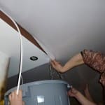 Ремонт натяжных потолков. Дырка и порез на полотне