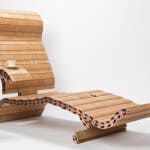 Модульное кресло из деревянных плашек